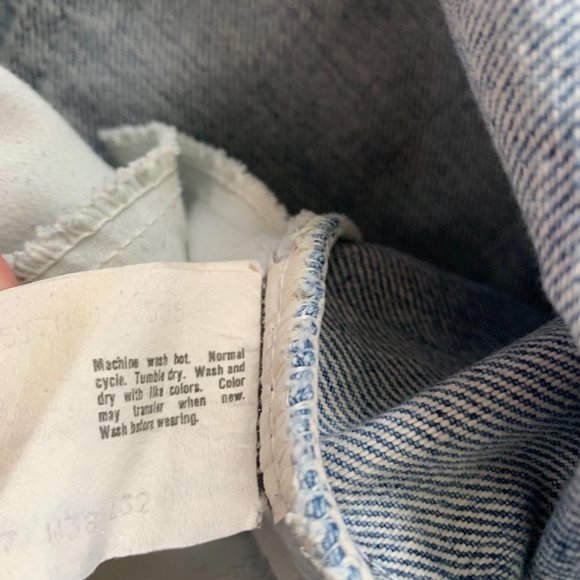 Vintage Orange Tab Light Wash Levi's Perfectly Worn In Jeans - Picture 14 of 16